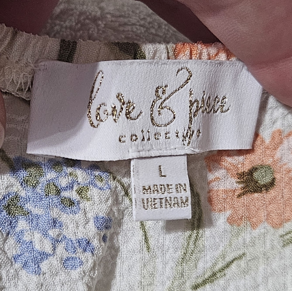 NWT Floral Cropped Puff Short Sleeve Top-Color- Natural/floral- Juniors Large - Picture 10 of 11